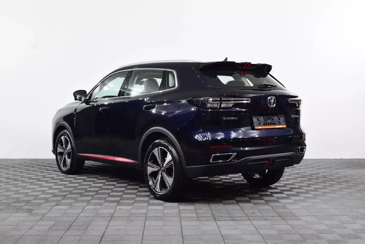 Автосалон: Changan CS55PLUS