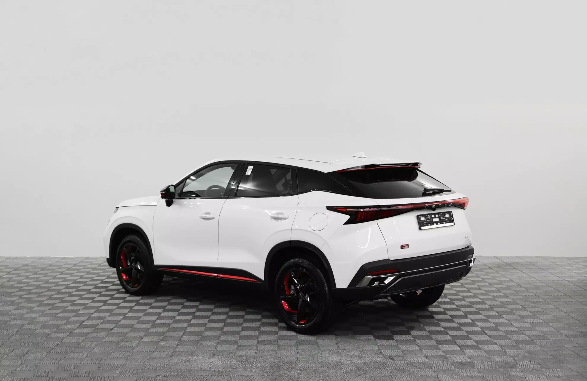 Автосалон: Omoda C5