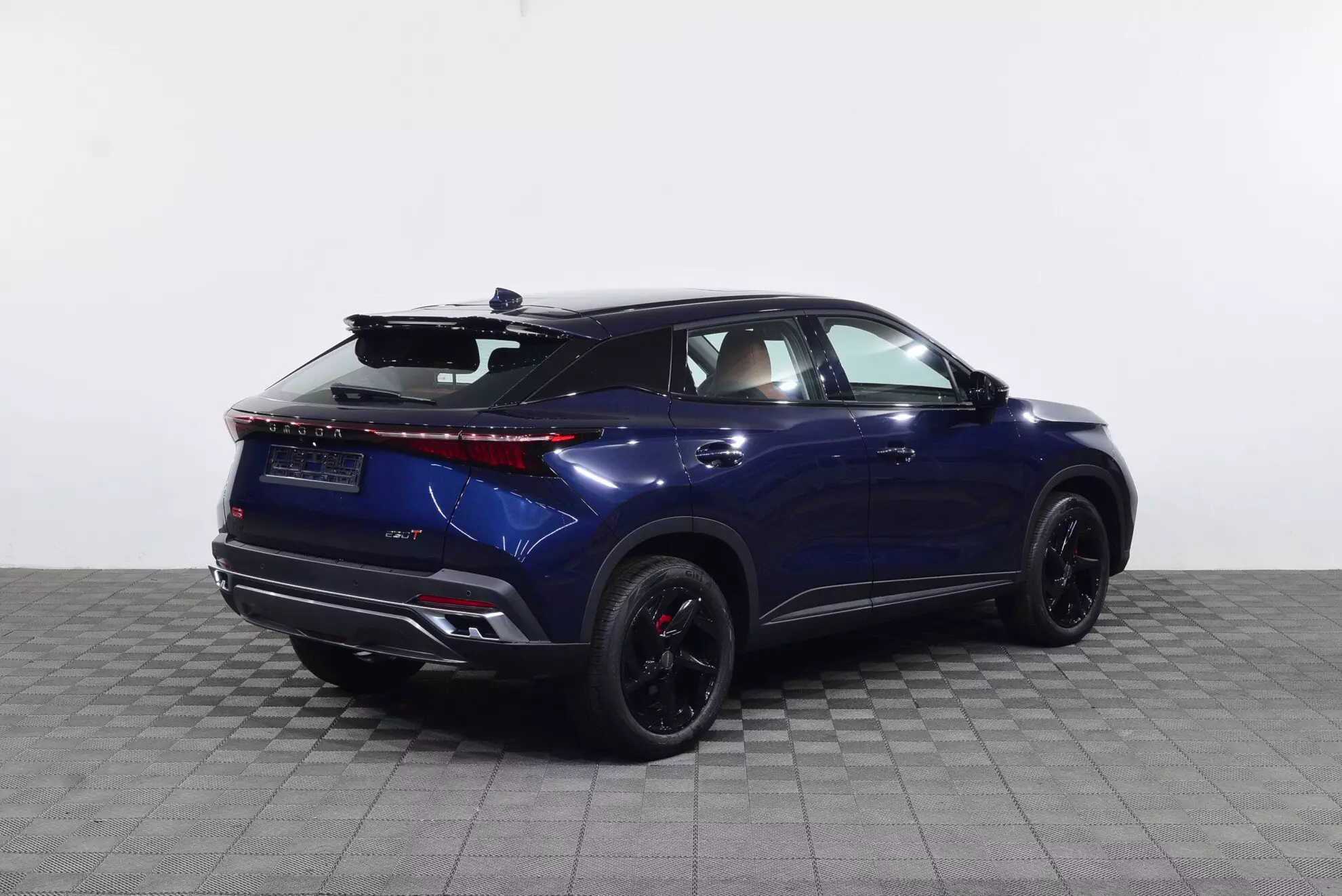 Автосалон: Omoda C5