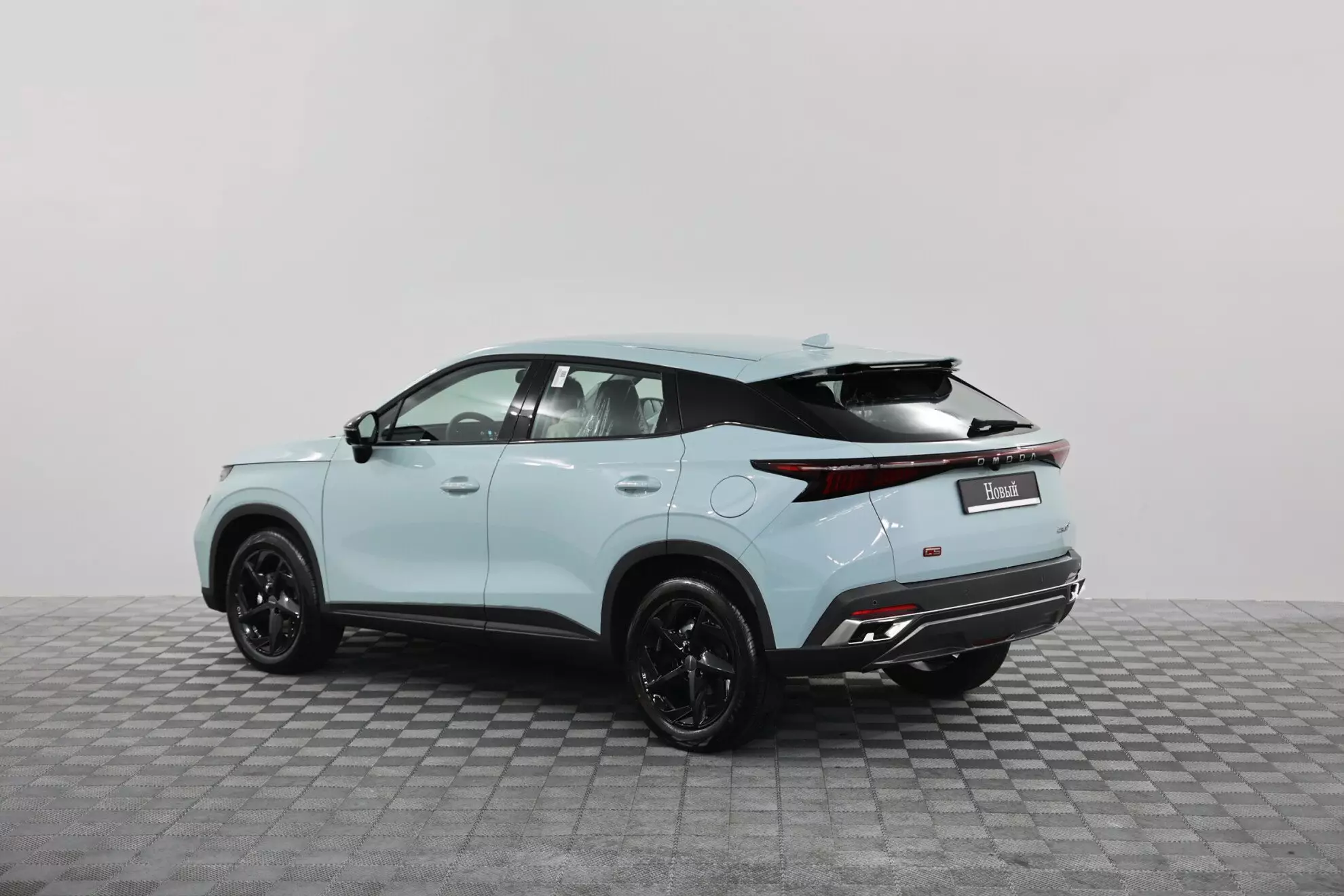 Автосалон: Omoda C5