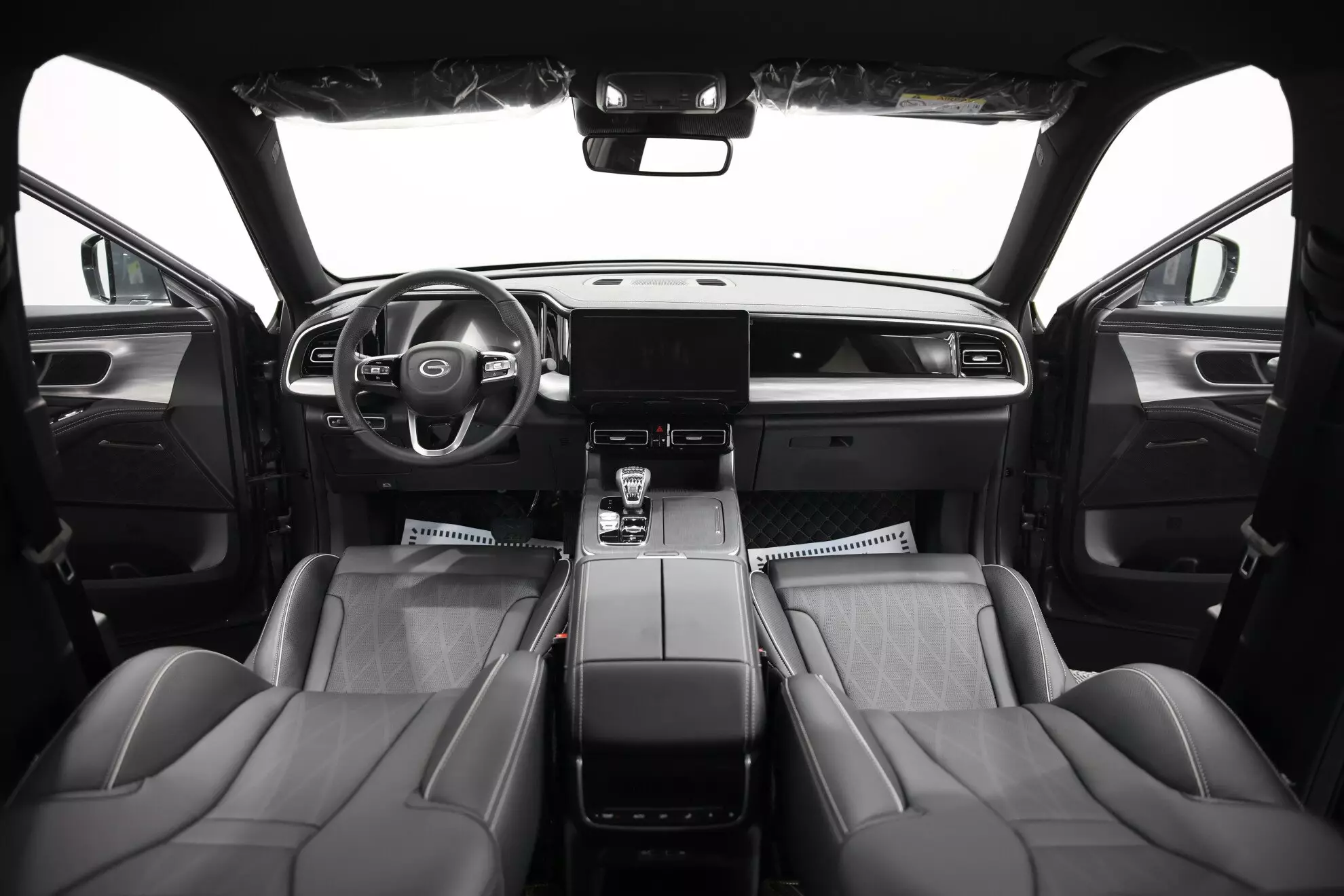 Автосалон: Gac GS8 New