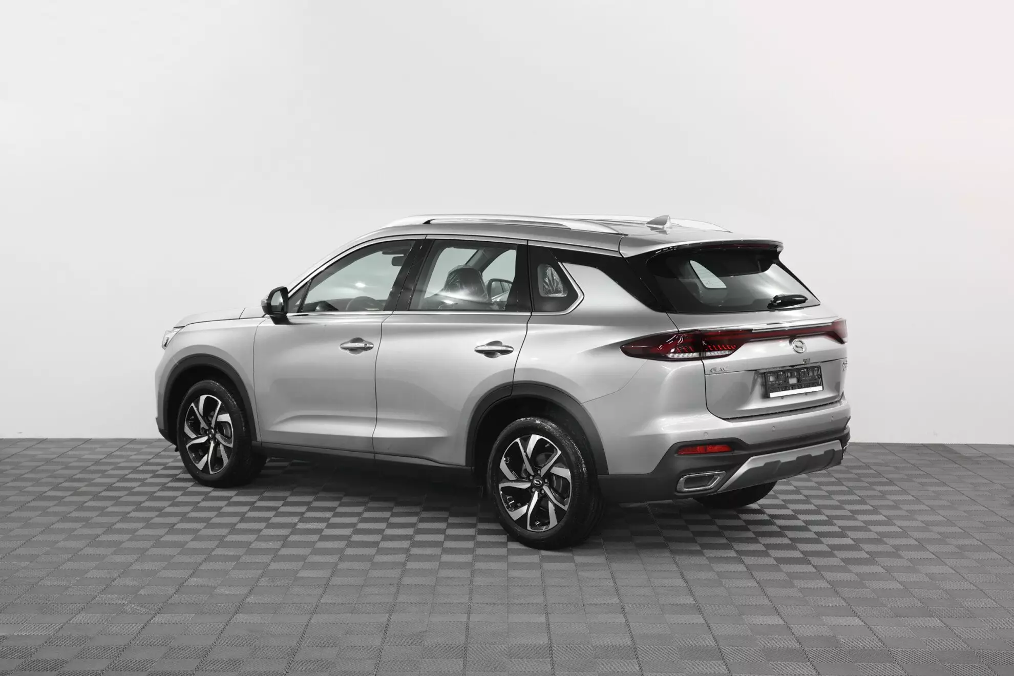 Автосалон: Gac GS5