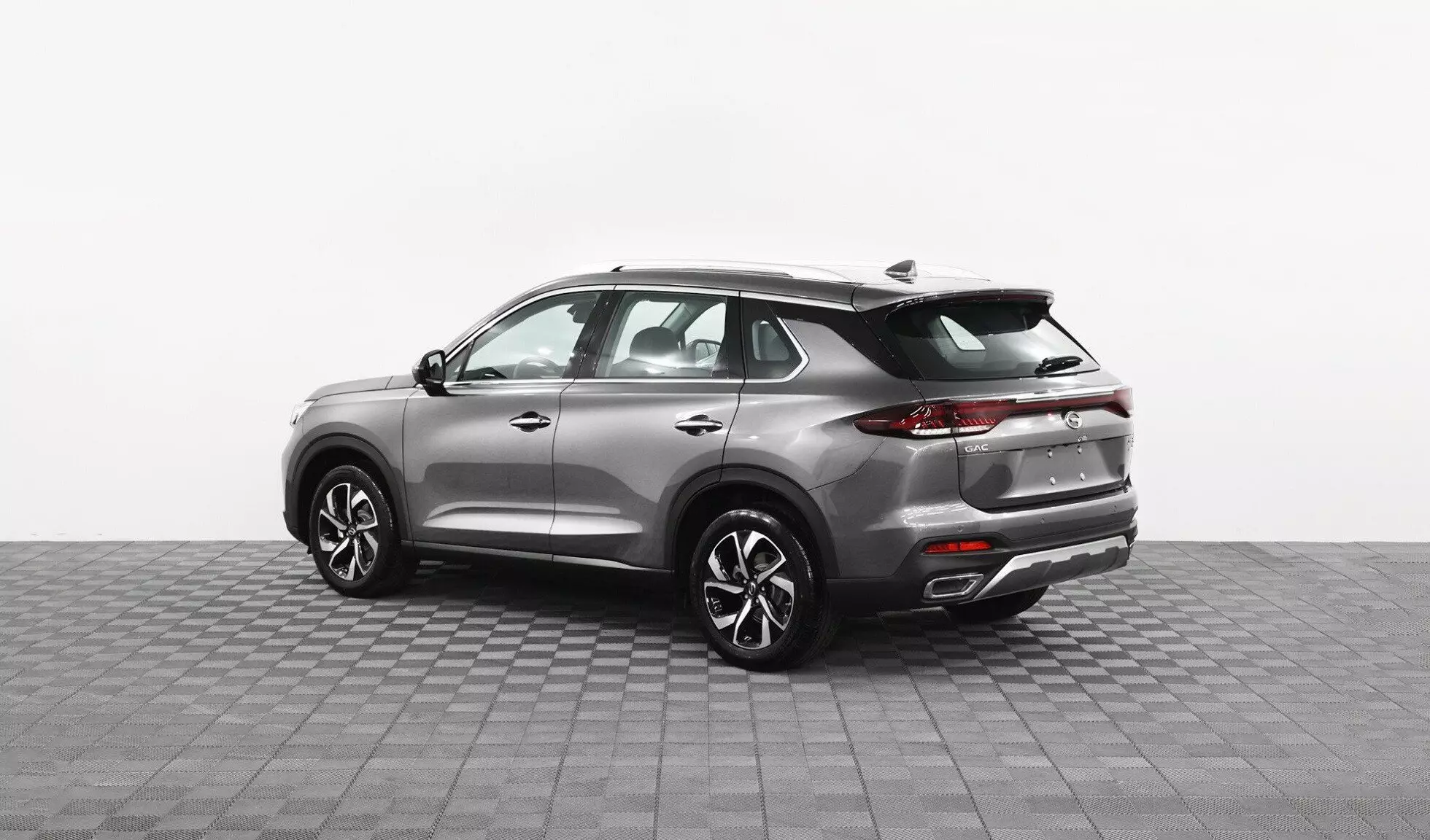 Автосалон: Gac GS5