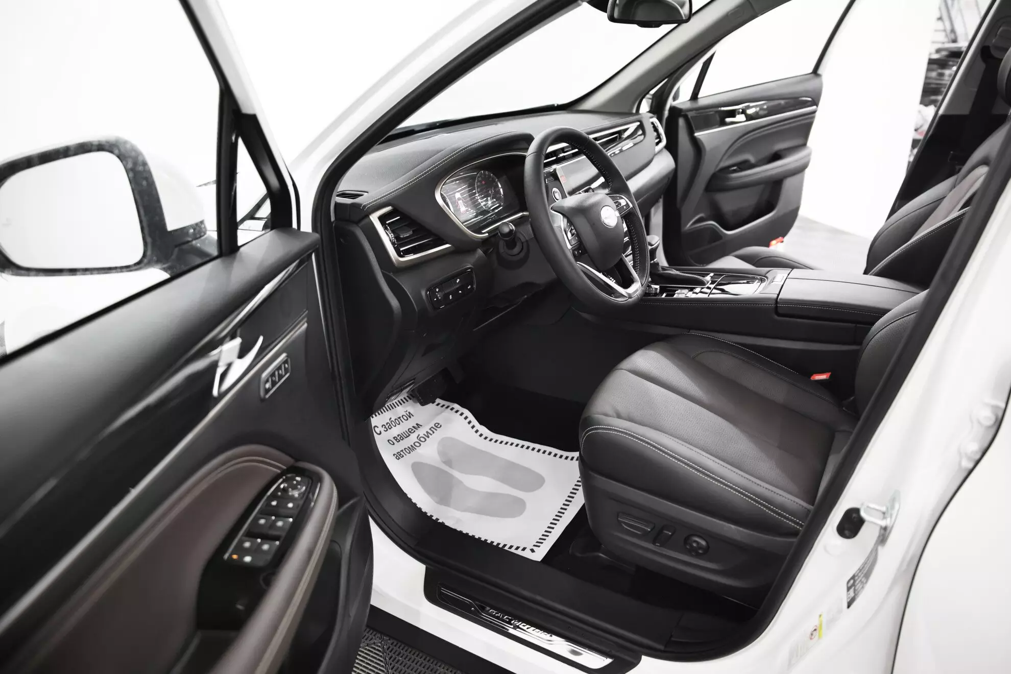 Автосалон: Gac GS5