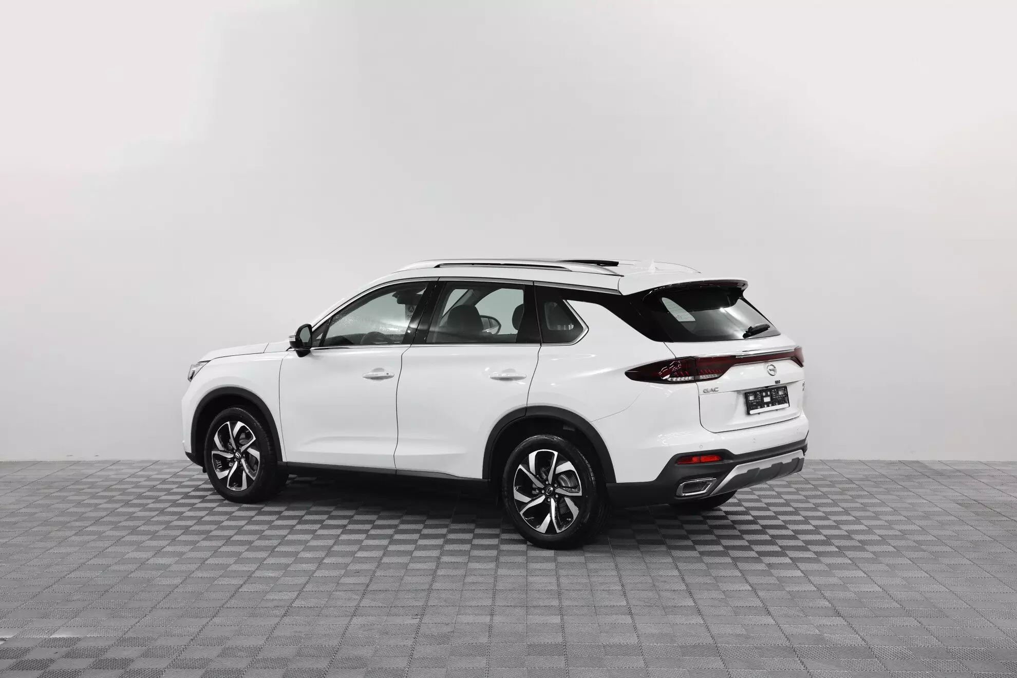 Автосалон: Gac GS5