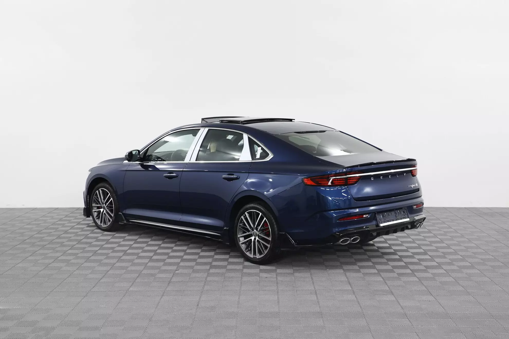 Автосалон: Geely Preface