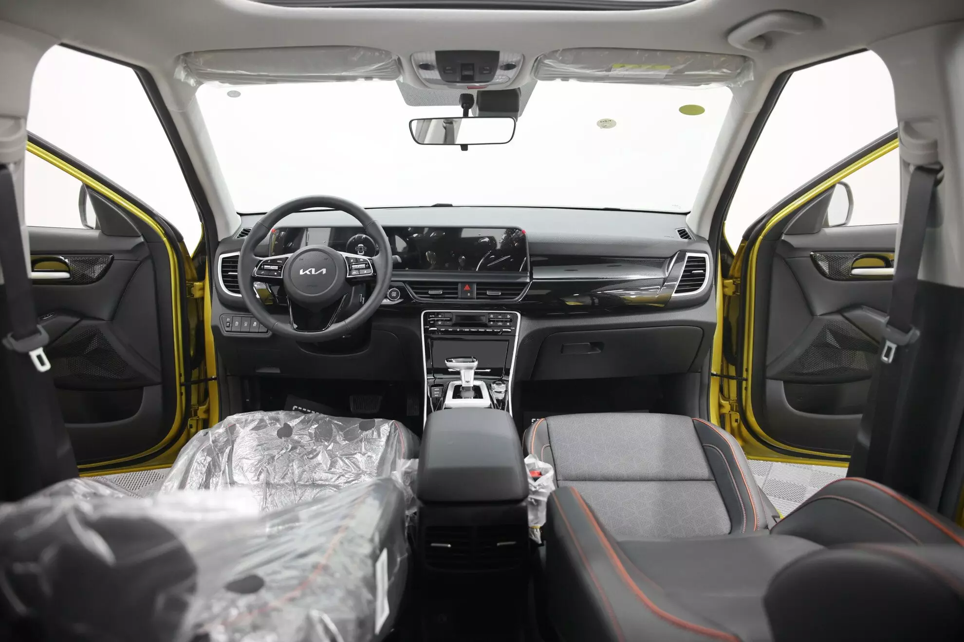 Автосалон: Kia New Seltos