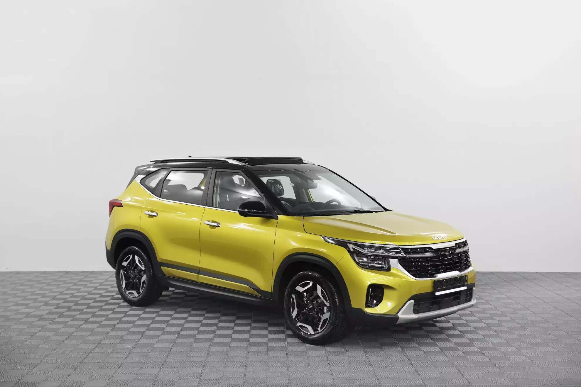 Автосалон: Kia New Seltos