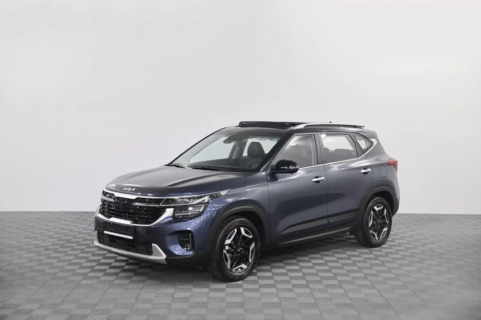 Автосалон: Kia New Seltos
