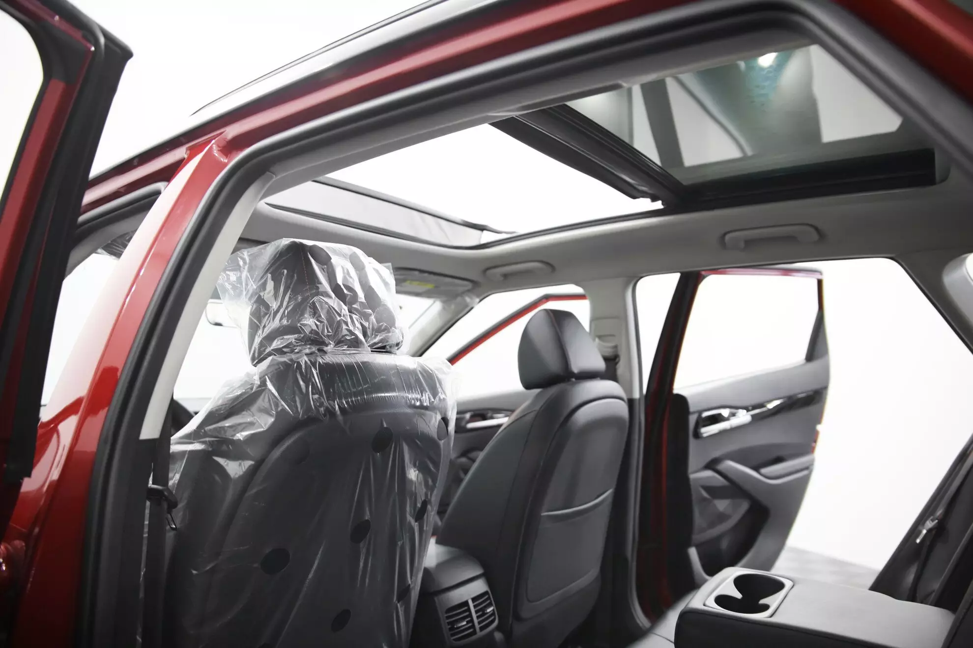 Автосалон: Kia New Seltos
