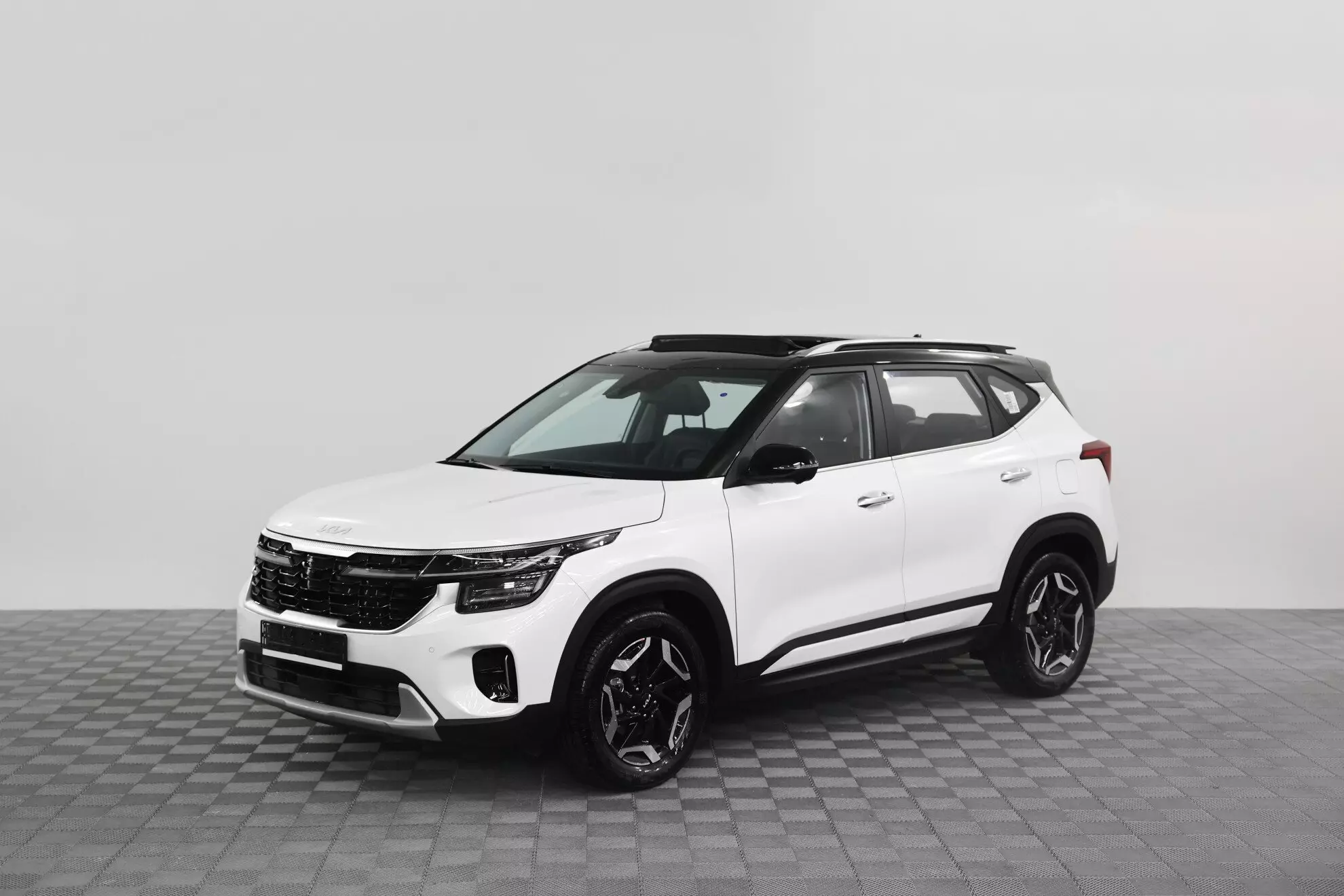 Автосалон: Kia New Seltos