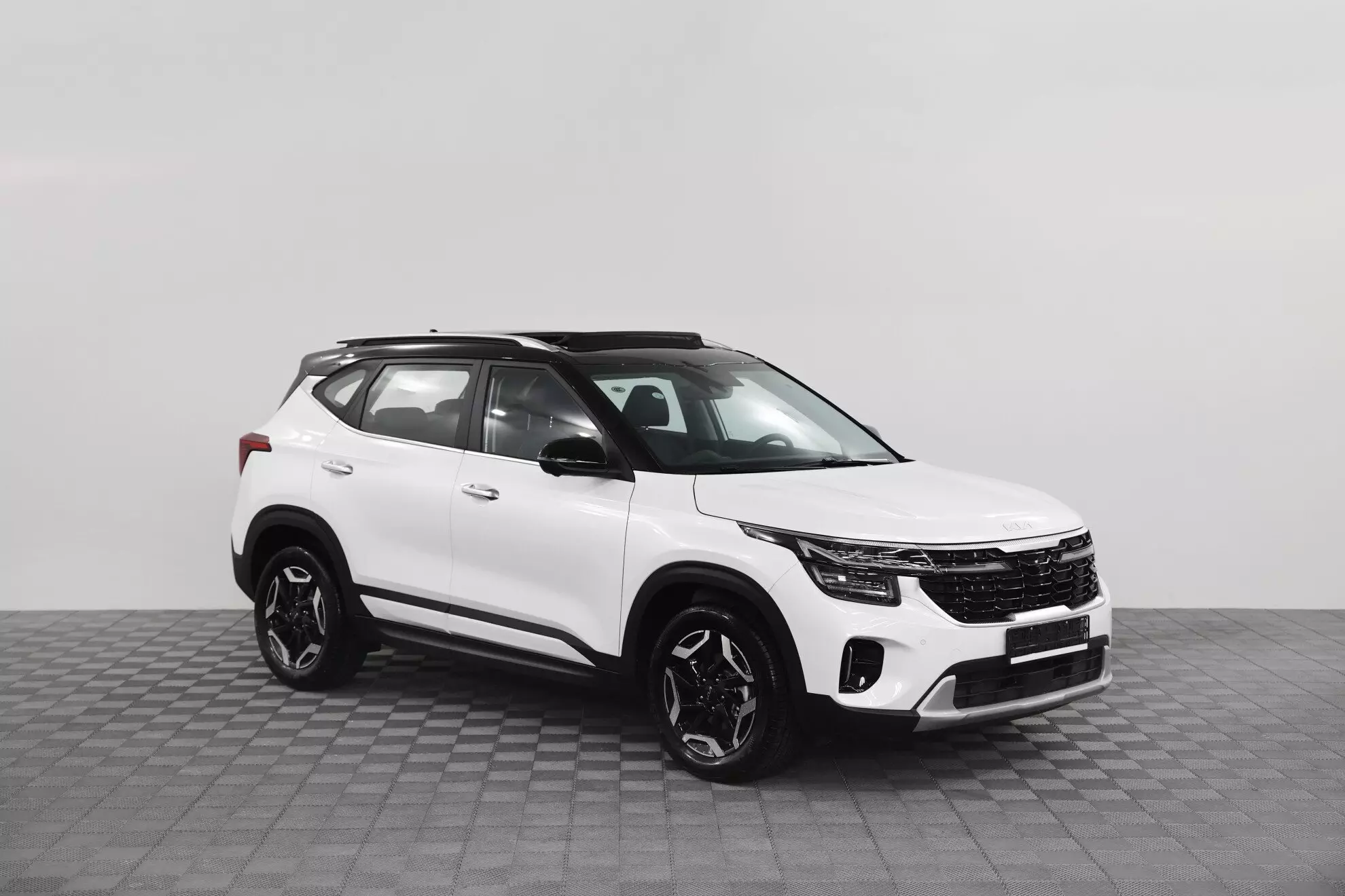 Автосалон: Kia New Seltos