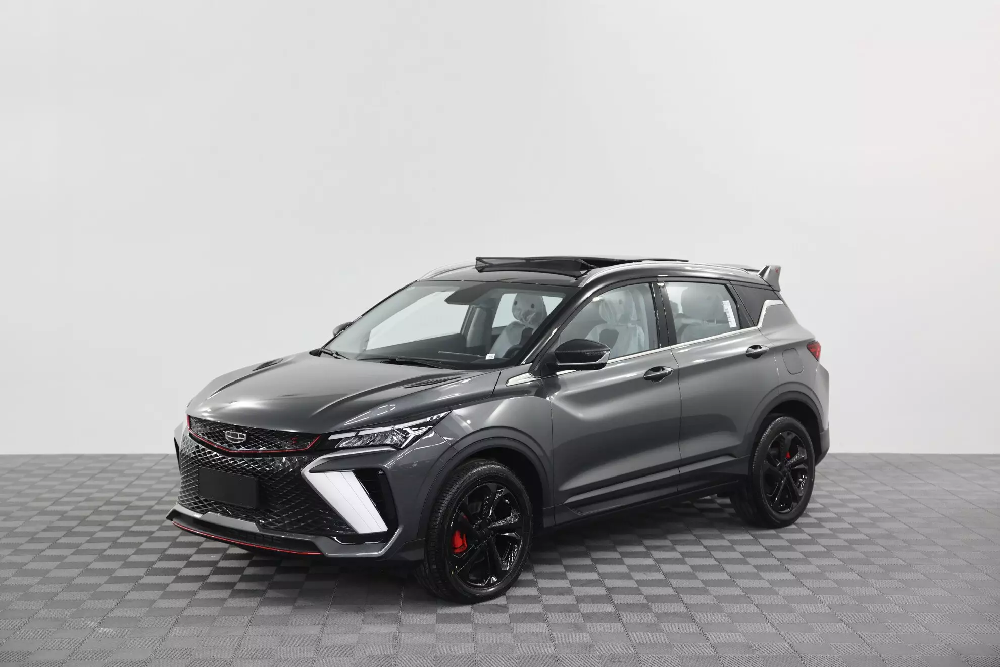 Автосалон: Geely Coolray New