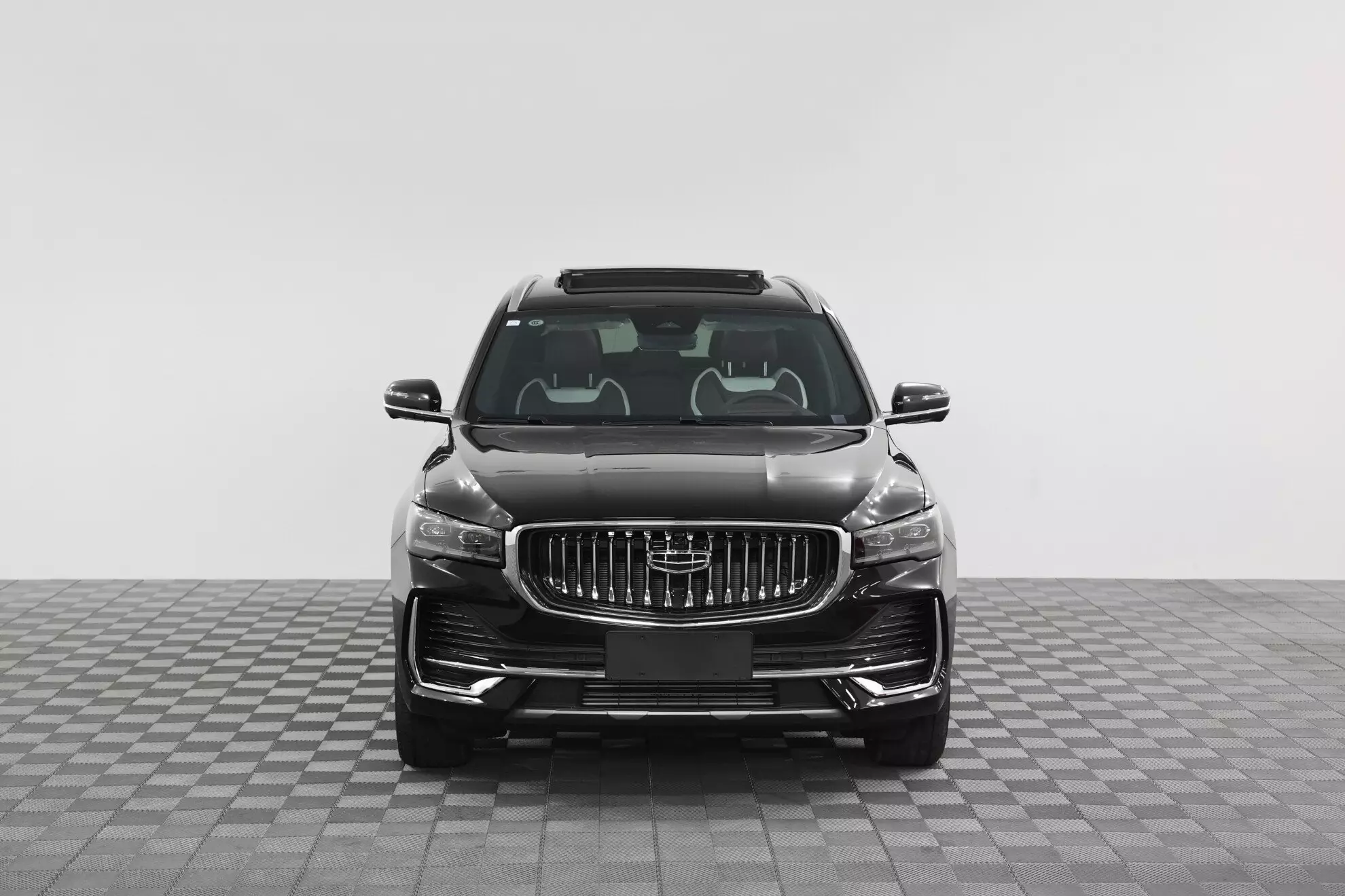 Автосалон: Geely Monjaro