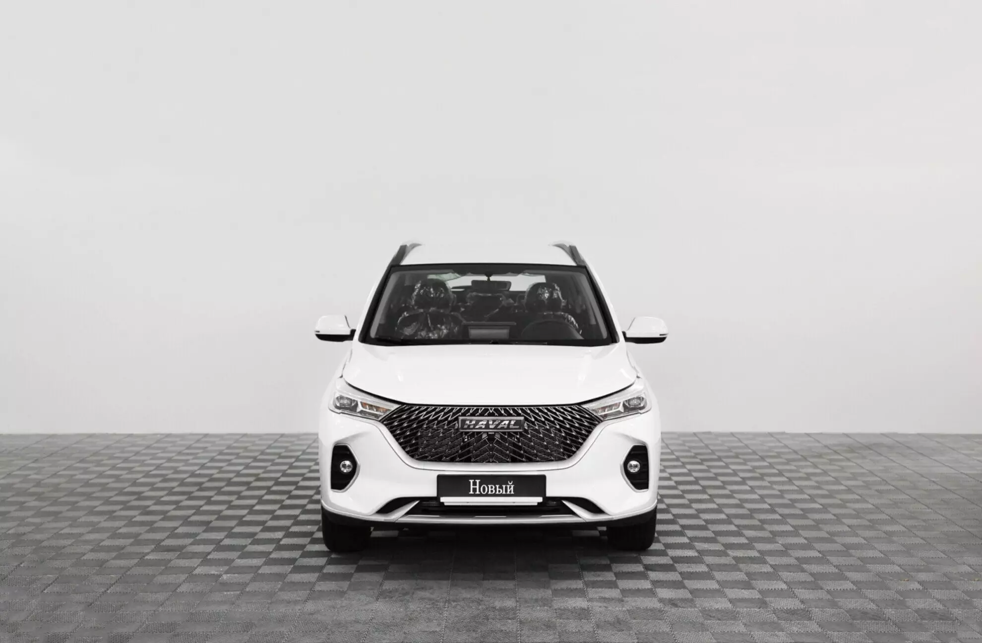 Автосалон: Haval M6
