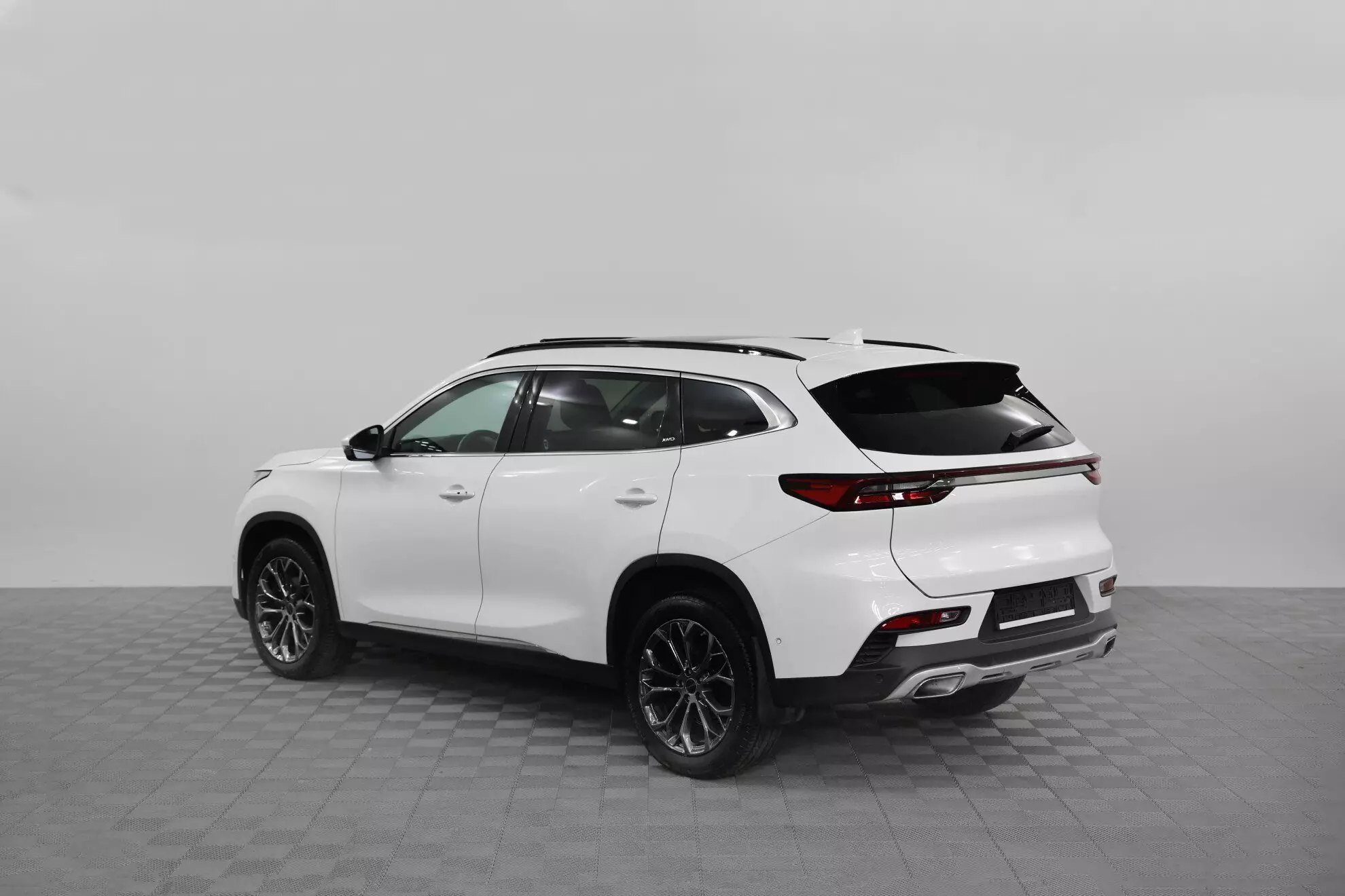 Автосалон: Exeed TXL