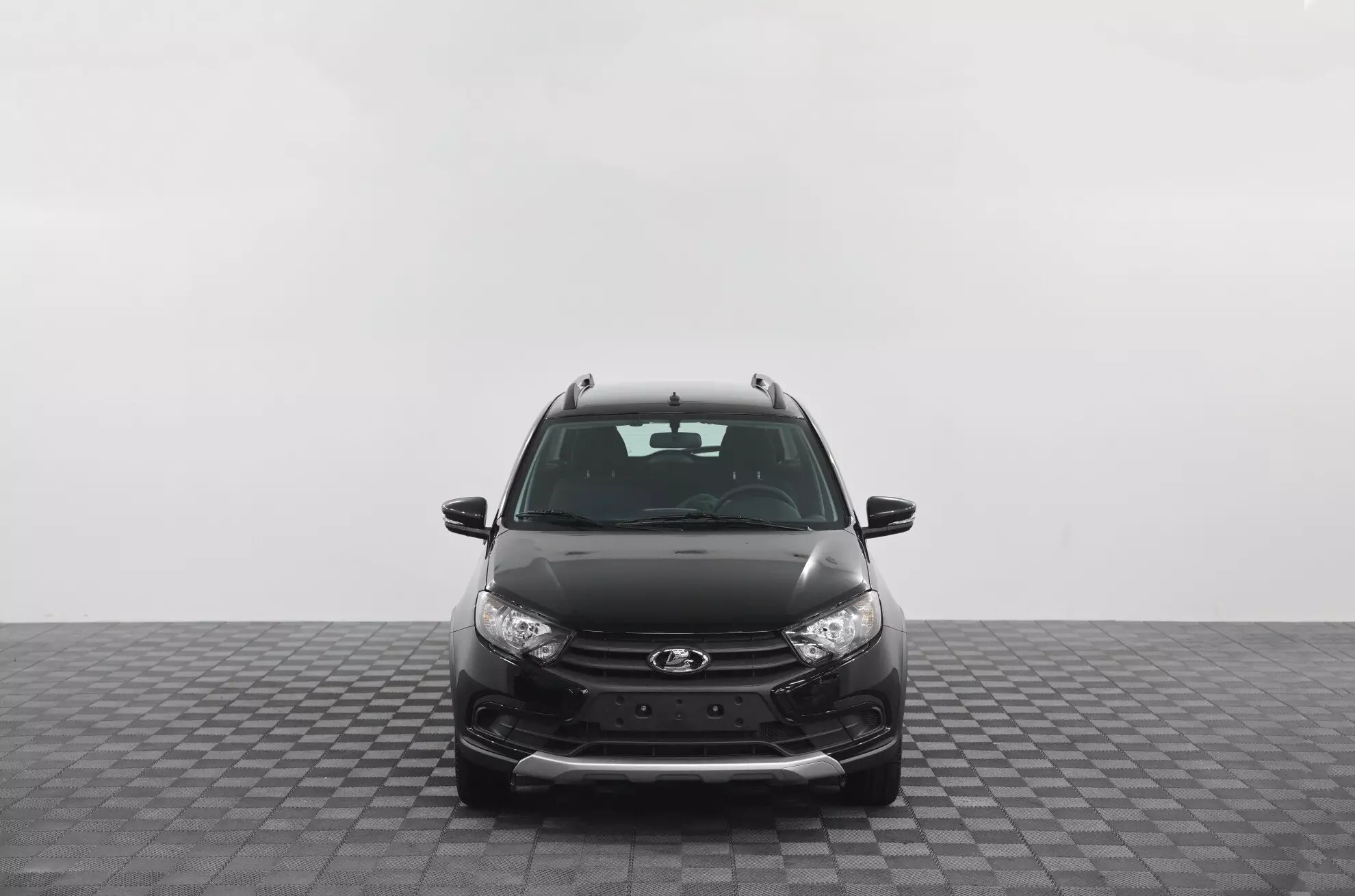 Автосалон: Lada Granta Cross