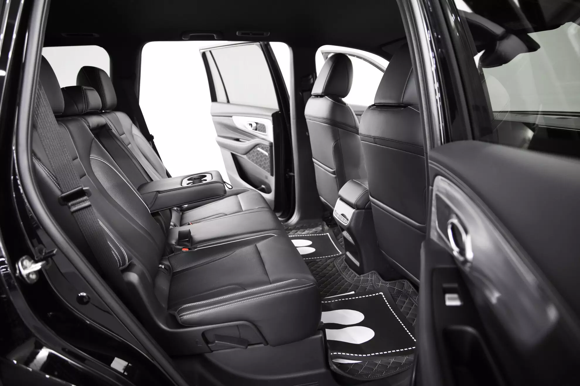 Автосалон: Gac GS8 New
