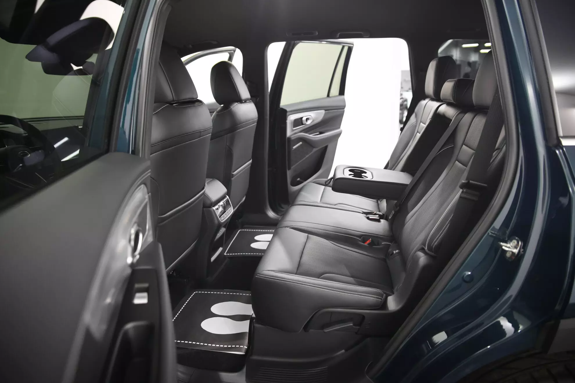 Автосалон: Gac GS8 New