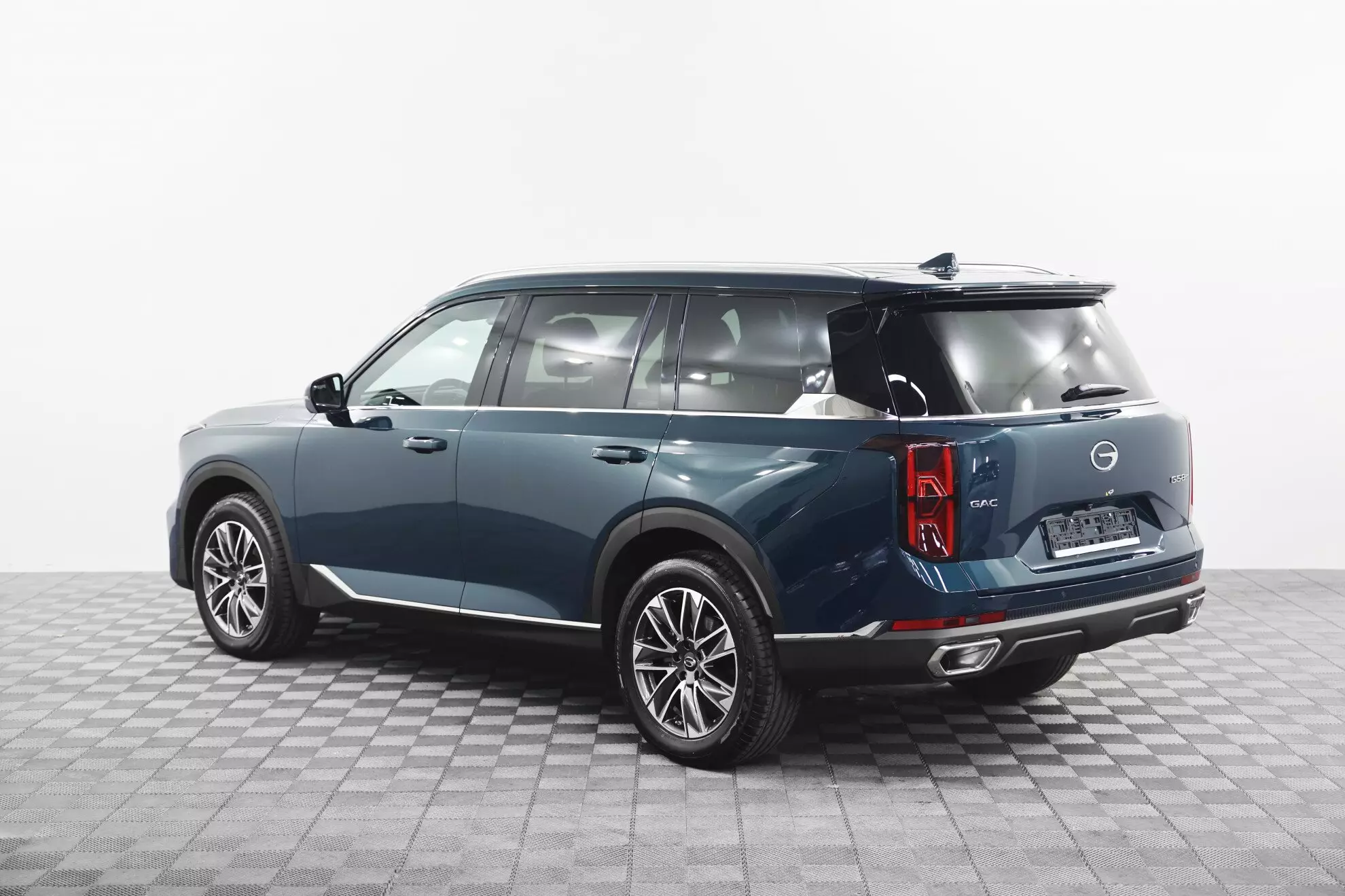 Автосалон: Gac GS8 New