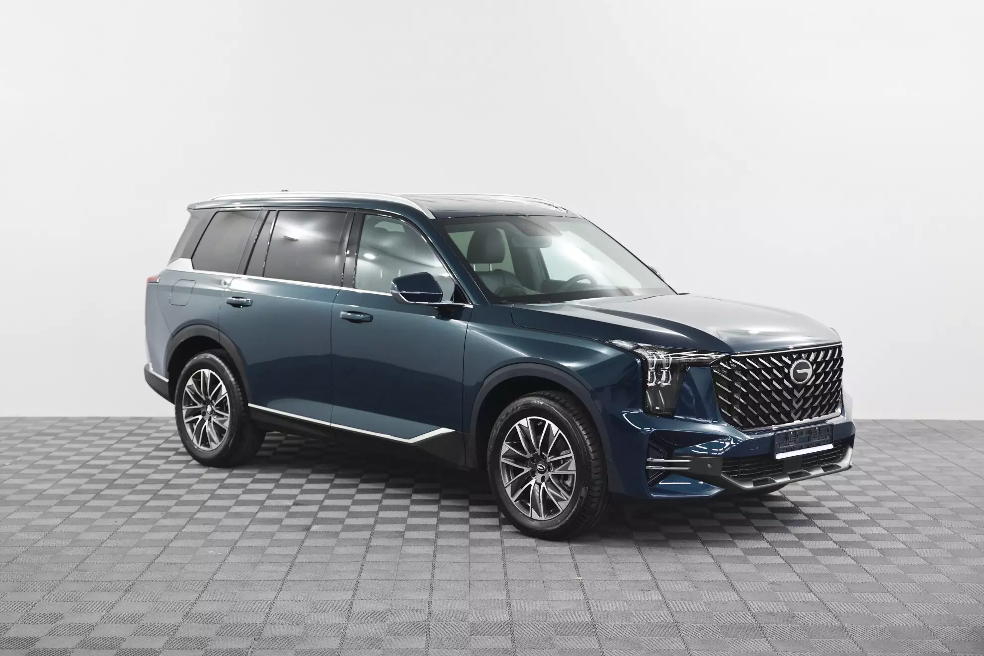 Автосалон: Gac GS8 New