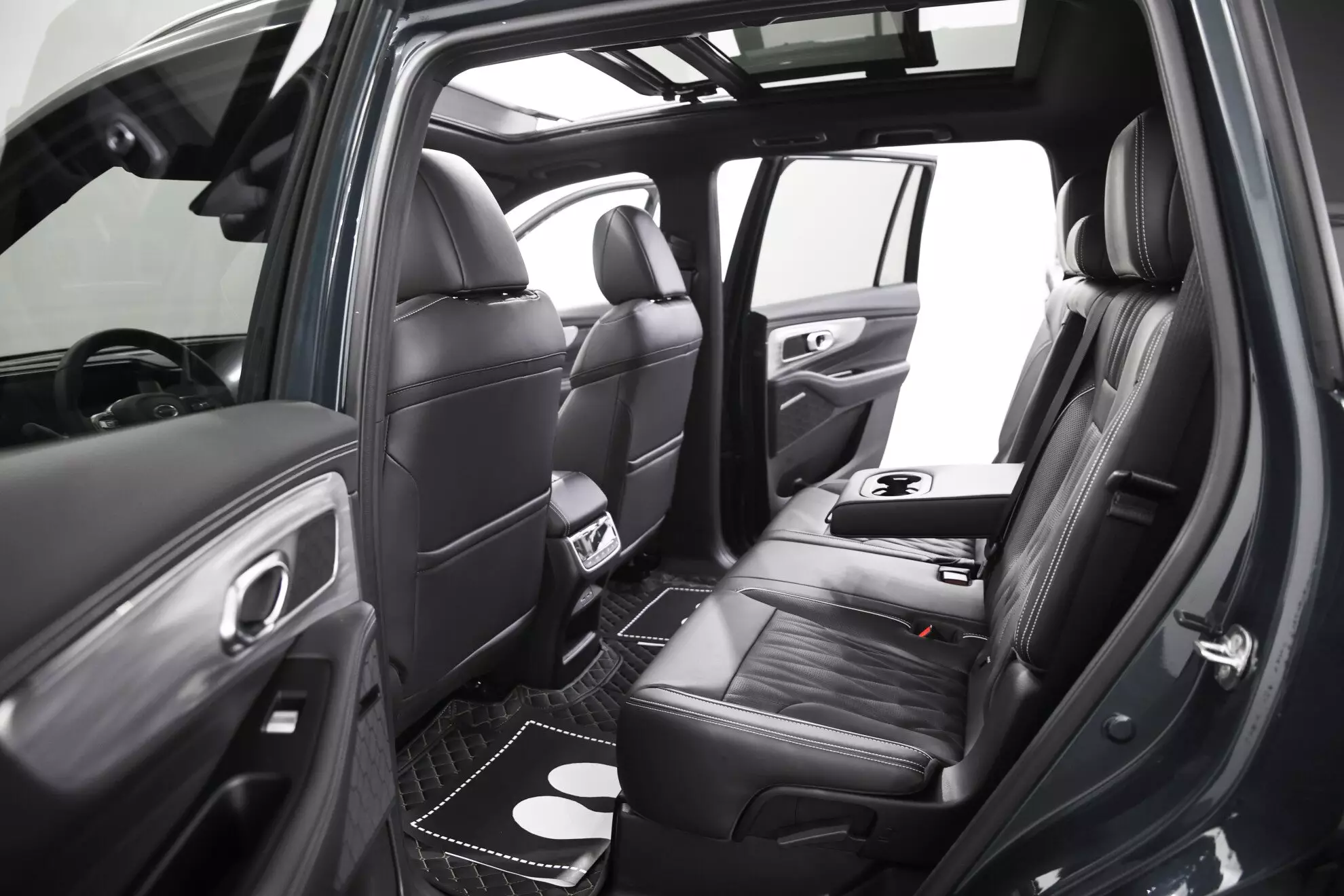 Автосалон: Gac GS8 New