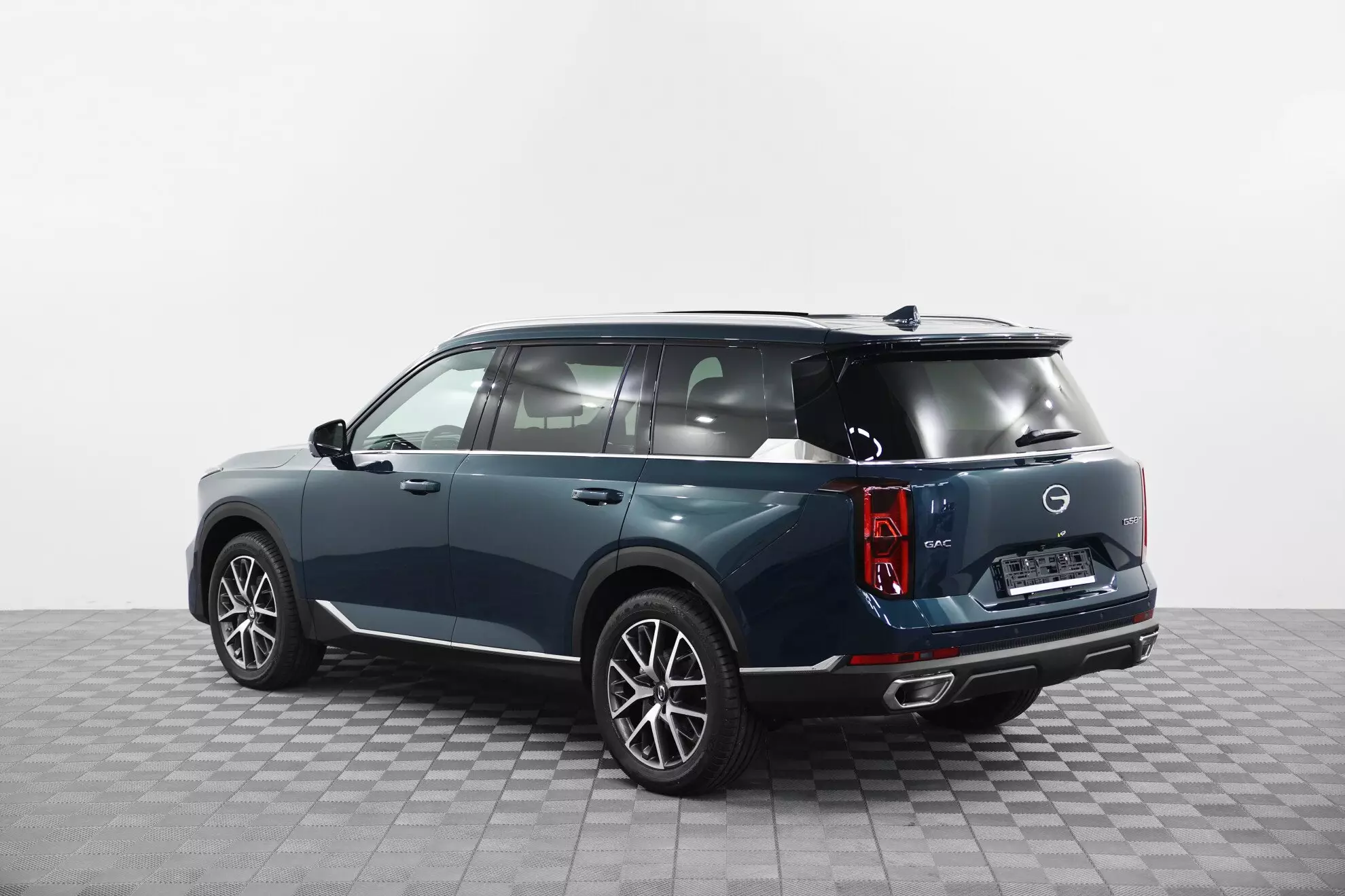 Автосалон: Gac GS8 New