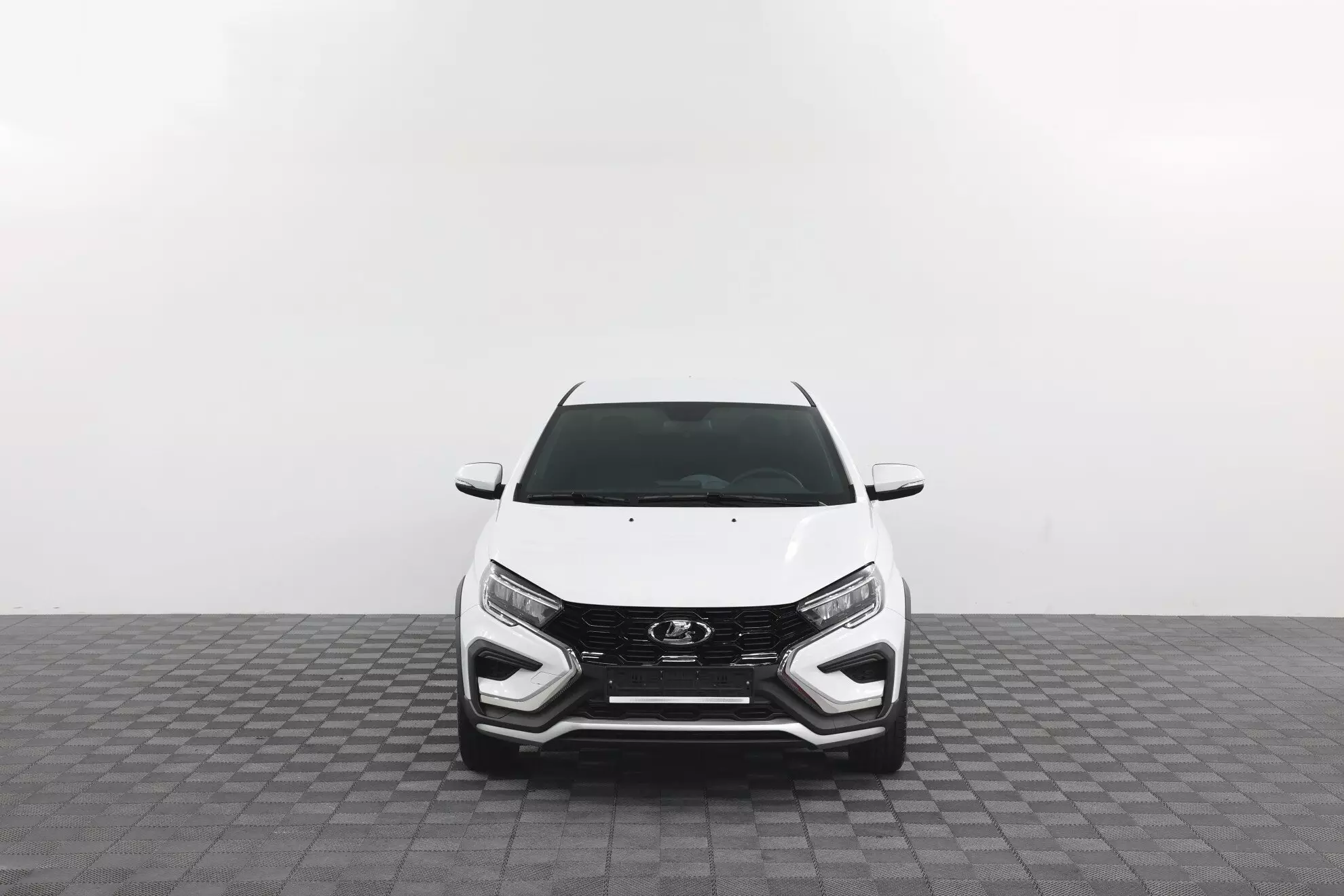 Автосалон: Lada Vesta Cross New