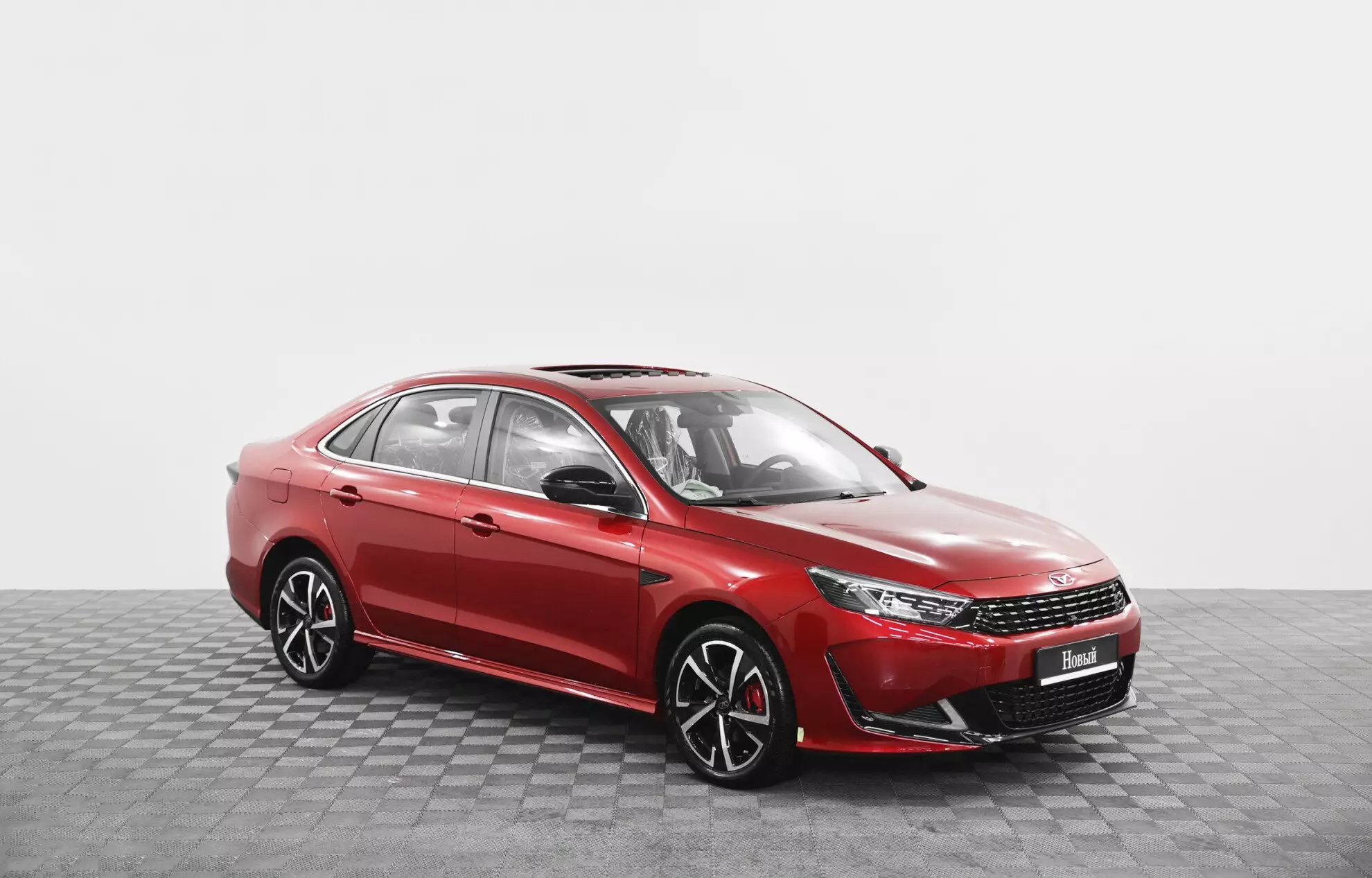 Автосалон: Kaiyi E5