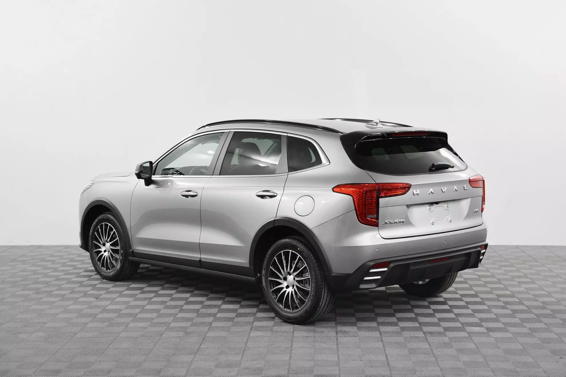 Автосалон: Haval New Jolion