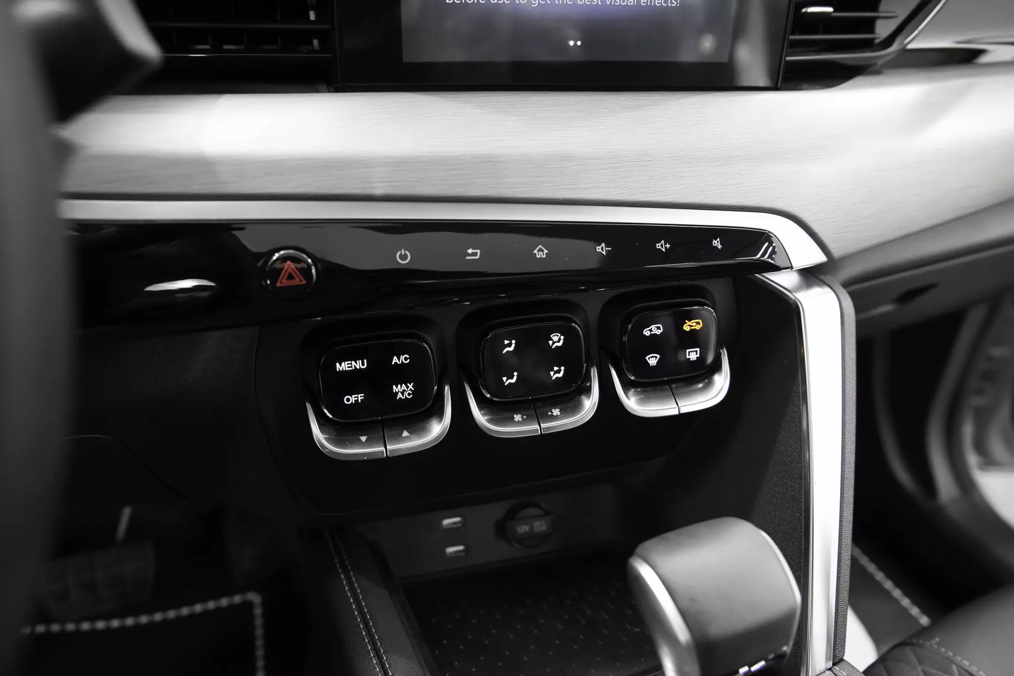 Автосалон: Baic X35