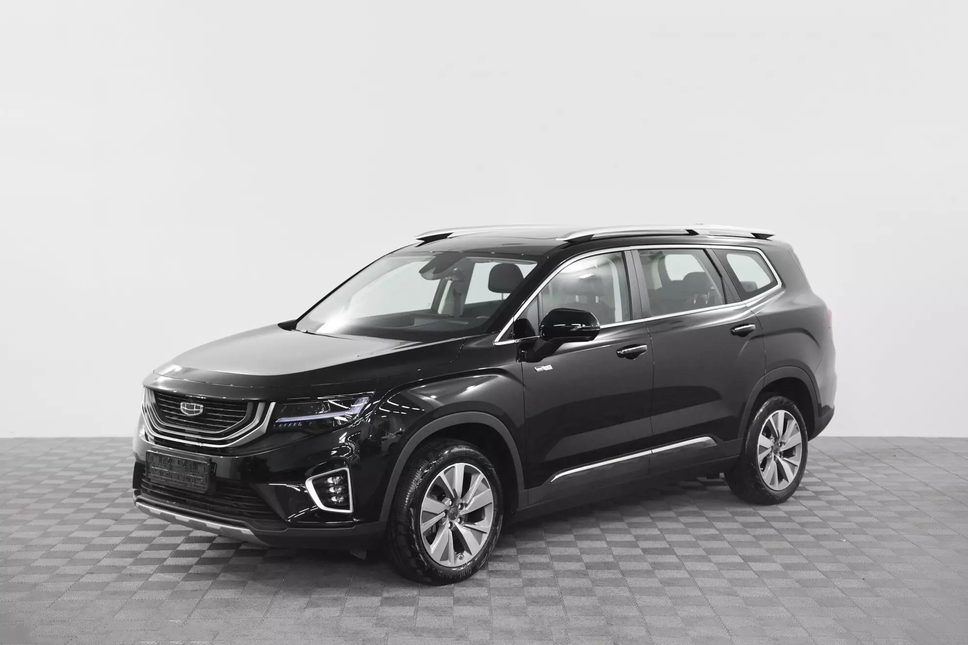 Автосалон: Geely Okavango