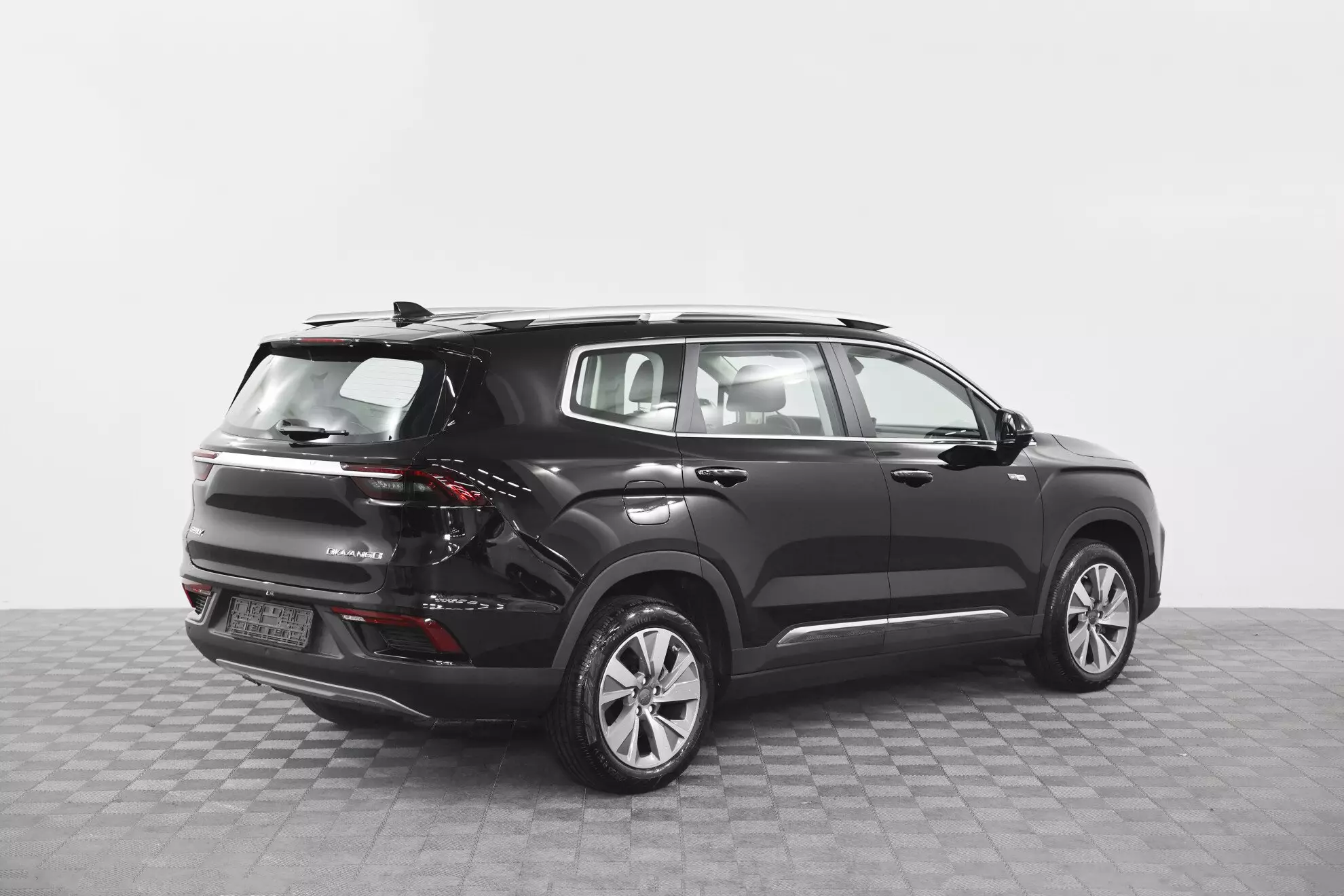 Автосалон: Geely Okavango