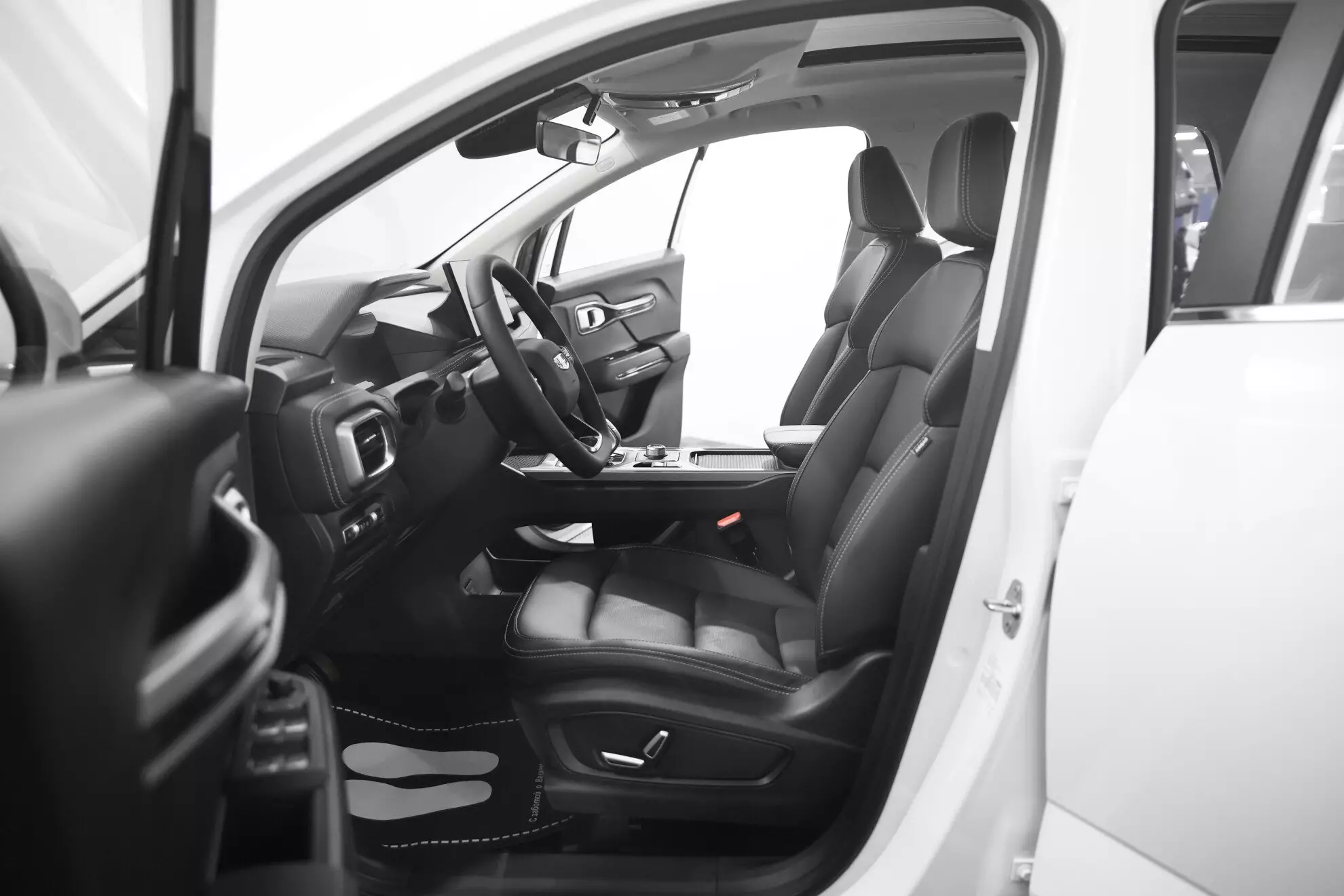 Автосалон: Geely Okavango