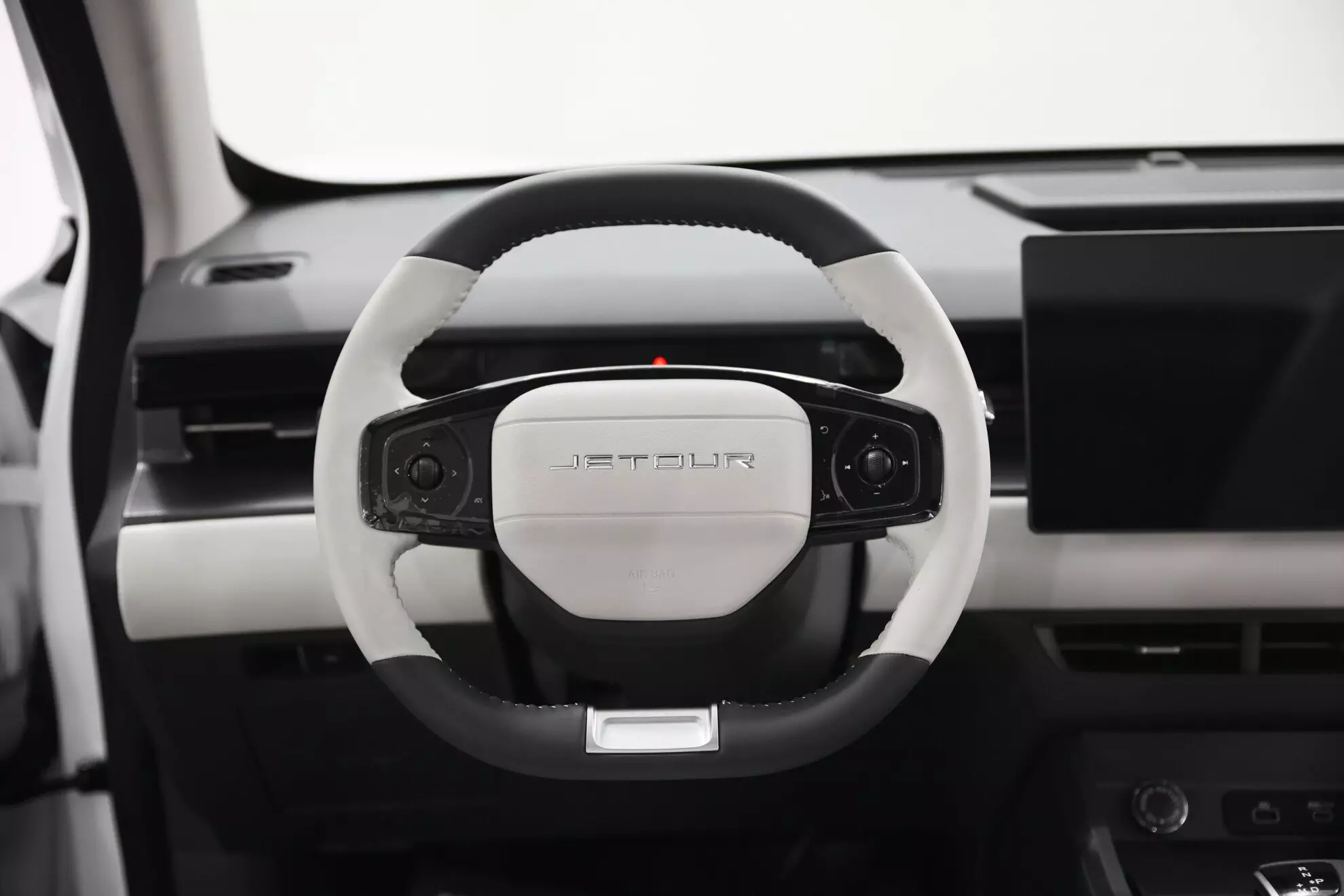 Автосалон: Jetour Dashing