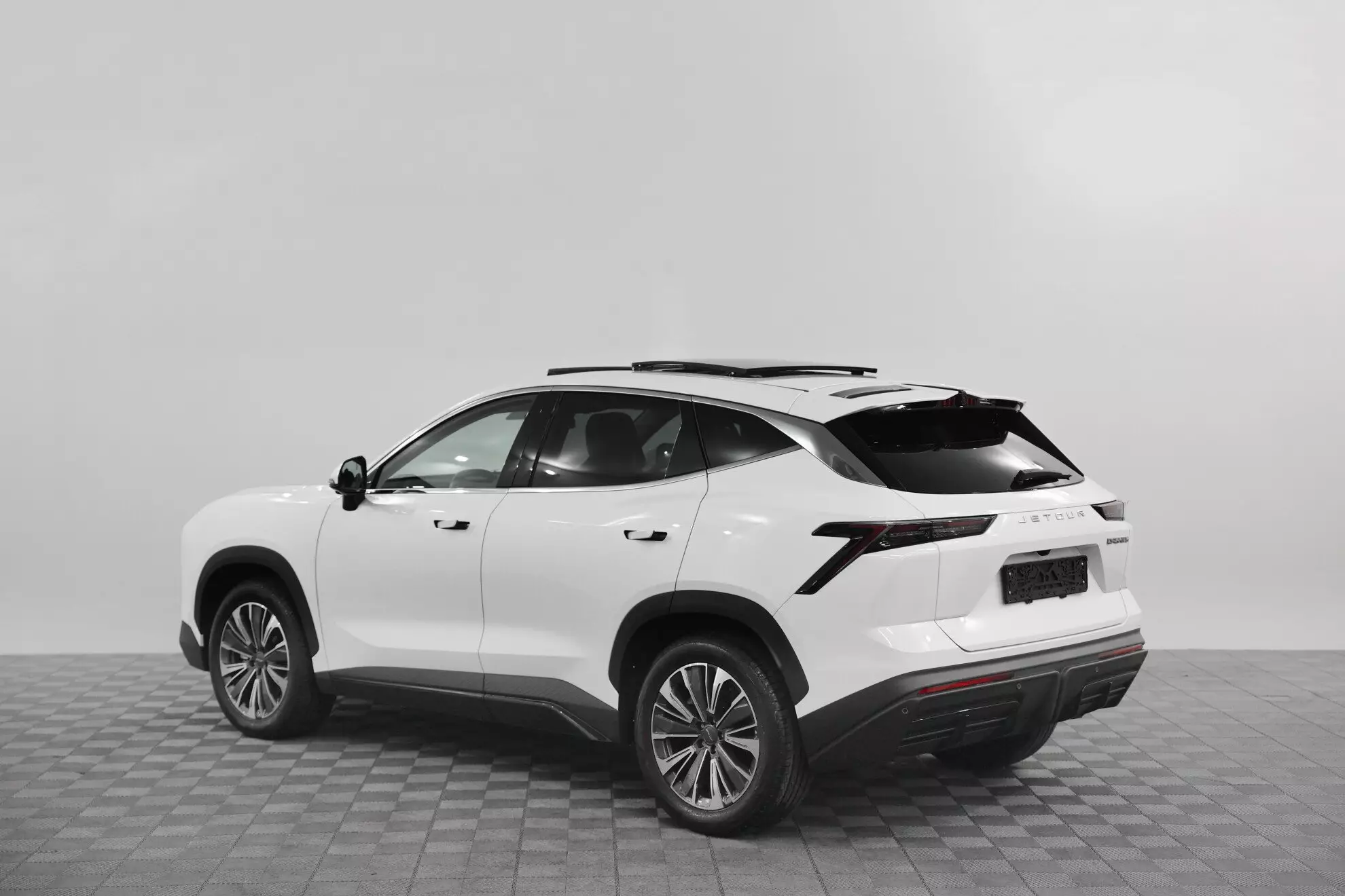 Автосалон: Jetour Dashing