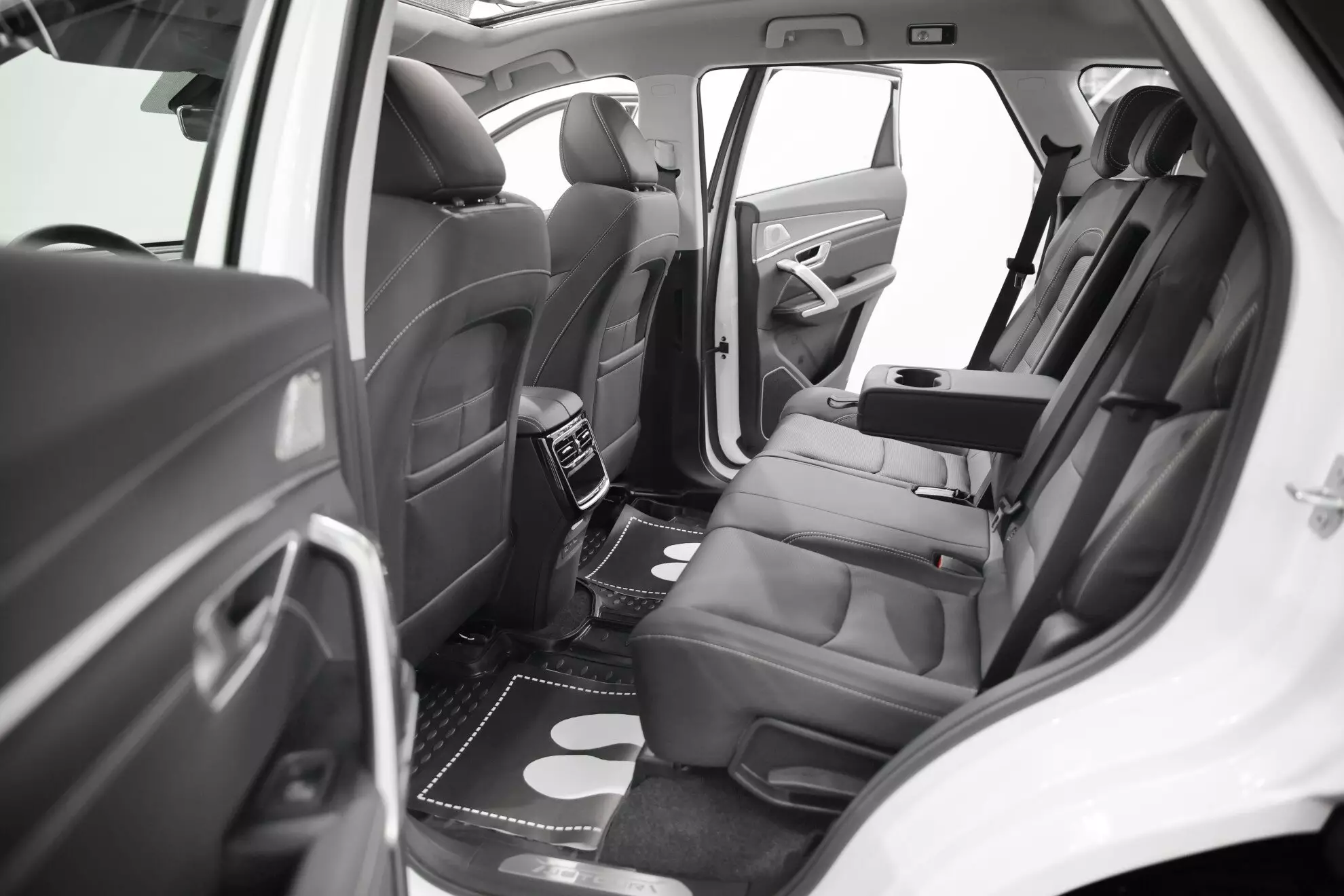 Автосалон: Jetour X70 PLUS