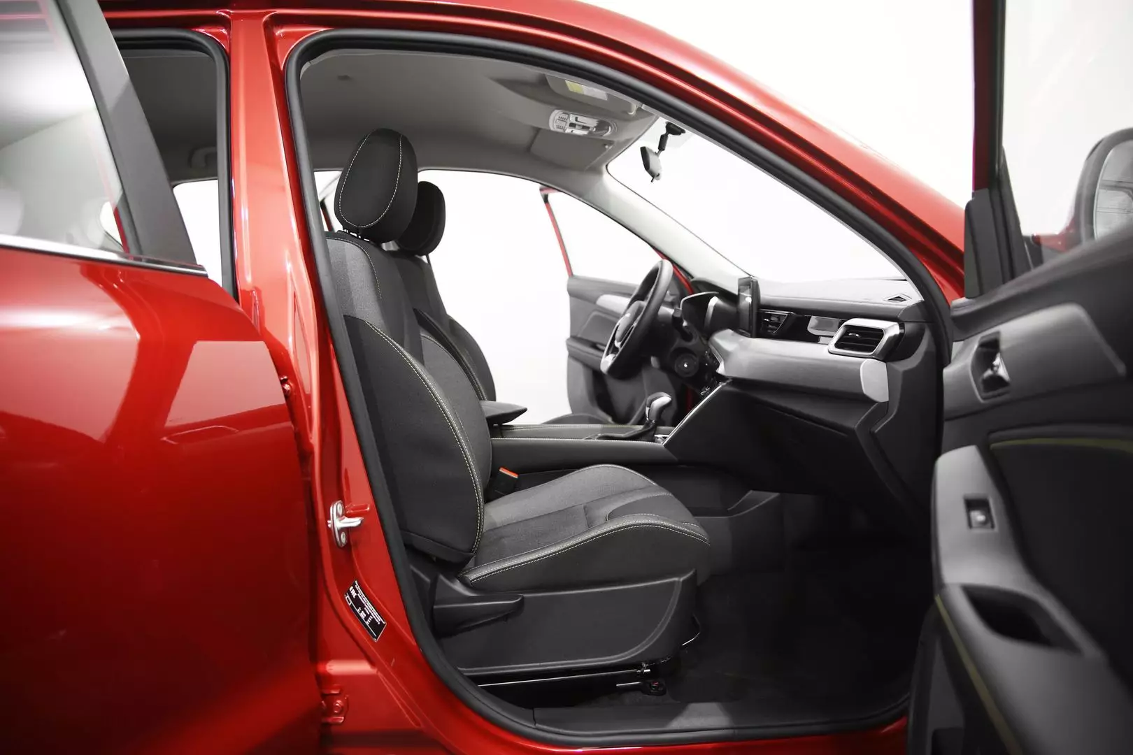 Автосалон: Baic X35