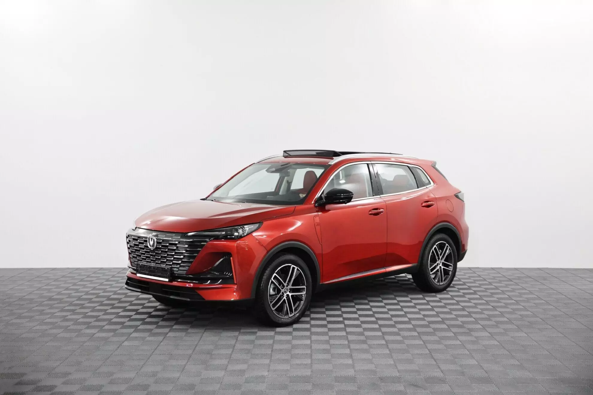 Автосалон: Changan CS55PLUS