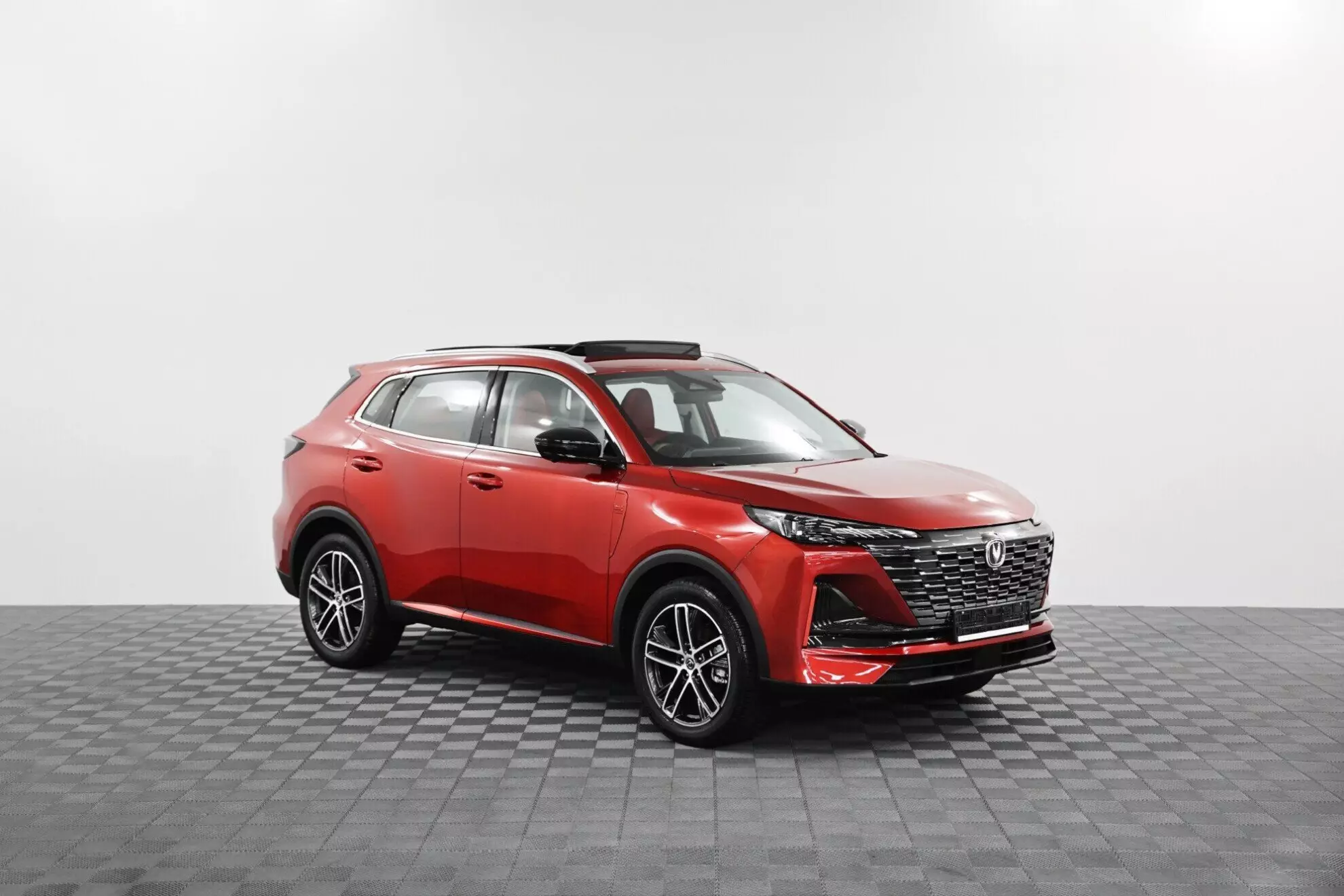 Автосалон: Changan CS55PLUS