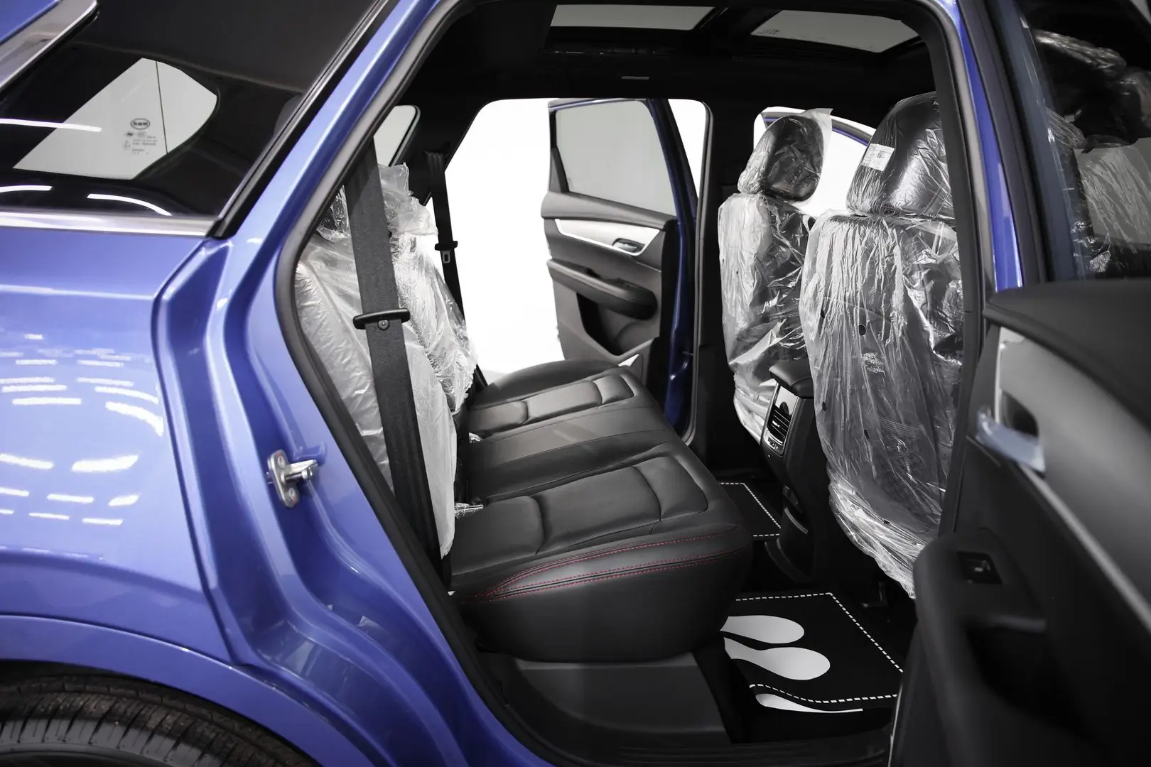 Автосалон: Swm G01F