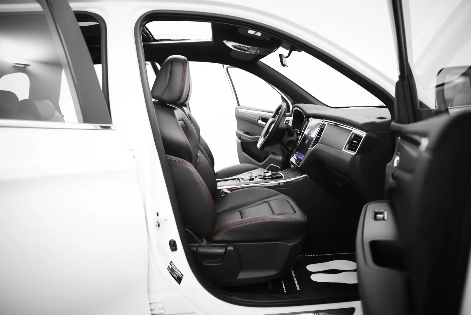 Автосалон: Swm G05 Pro